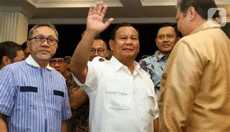 Rapat Koordinasi Gibran Gibran Rakabuming Raka memimpin rapat koordinasi