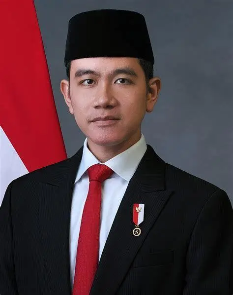 Gibran Rakabuming Raka Gibran Rakabuming Raka dalam kampanye politik