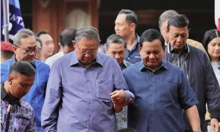 Pertemuan Cikeas SBY Prabowo Pertemuan hangat SBY dan Prabowo di Cikeas