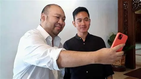 Prabowo Subianto dan Putranya Didit Hediprasetyo bersama Prabowo Subianto