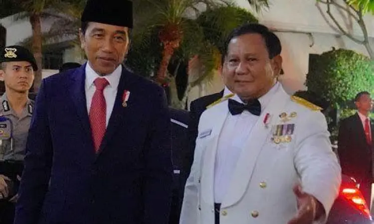 Prabowo Subianto dan Presiden Jokowi dalam sebuah agenda kenegaraan yang akrab
