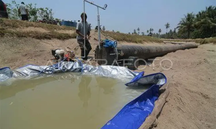 Proyek Pipanisasi Air Bersih Fasilitas pipanisasi air bersih untuk warga di Cilegon