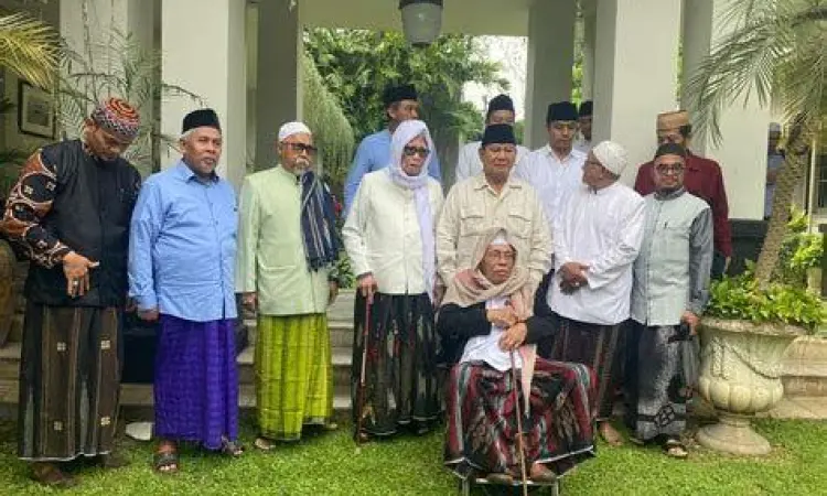 Prabowo dan Ulama Prabowo Subianto silaturahmi dengan ulama