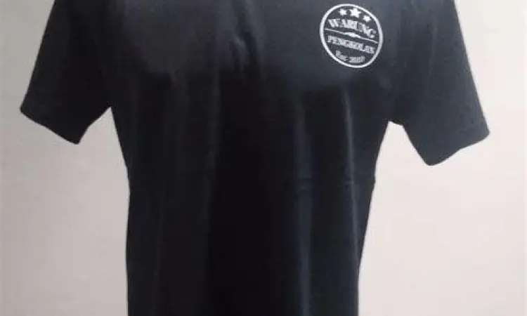 Produksi Baju Kampanye Proses produksi baju kampanye di konveksi