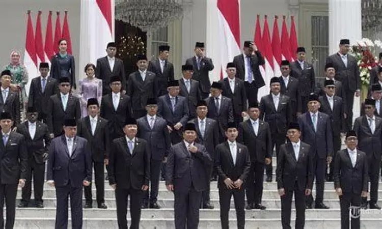 Suasana pelantikan menteri kabinet merah putih