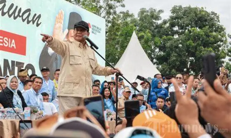 Kampanye Prabowo Subianto Prabowo Subianto saat kampanye pemilihan presiden