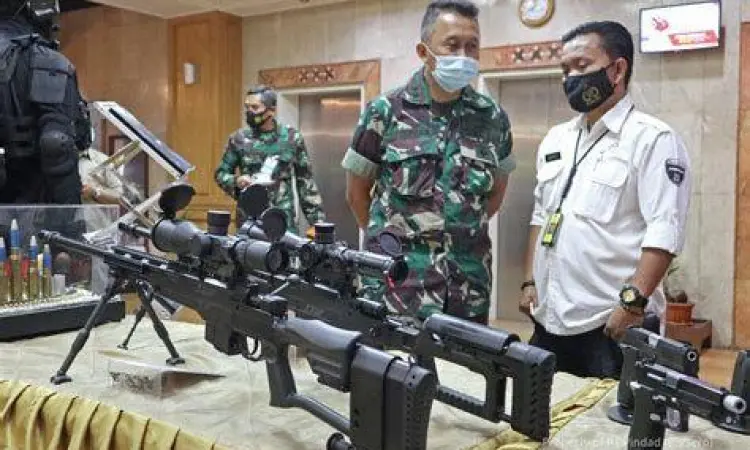 Produksi tank harimau di fasilitas PT Pindad