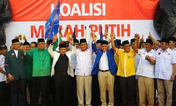 Prabowo Subianto dan pendukung Koalisi Merah Putih