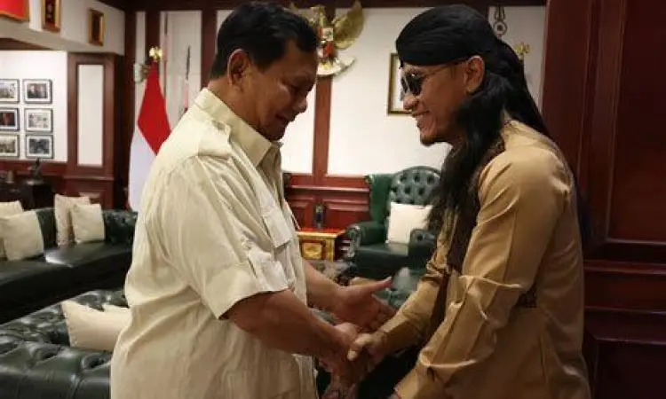 Kedekatan Gus Miftah dan Prabowo Gus Miftah Prabowo dalam sebuah forum diskusi kebangsaan