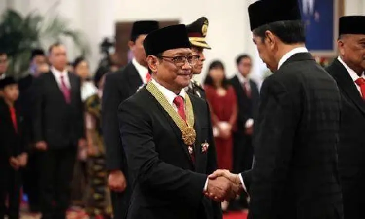 Struktur tim komunikasi kepresidenan