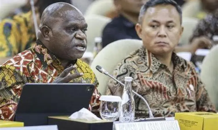 Suasana rapat internal Kementerian HAM bersama Natalius Pigai