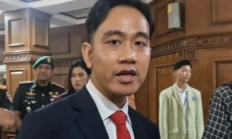 Profil Gibran Rakabuming Raka wakil capres Prabowo