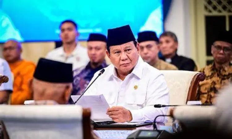 Prabowo Subianto bertemu dengan tokoh lintas agama