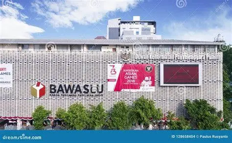 Pusat Komando Pengawasan Pemilu Gedung Bawaslu RI sebagai pusat pengawasan pemilu