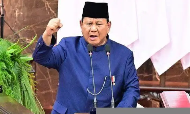 Visi Pemerintahan Prabowo Gibran Prabowo Subianto memberikan pidato mengenai visi pemerintahan baru