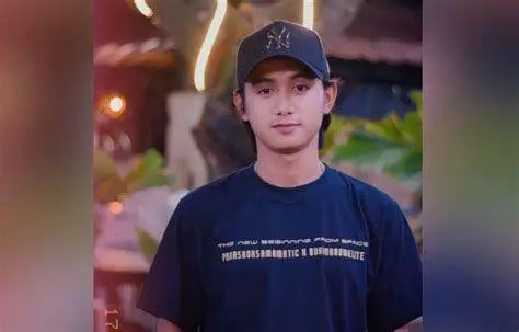 Karier Akting Prabowo Mondardo Prabowo Mondardo saat berakting di set sinetron