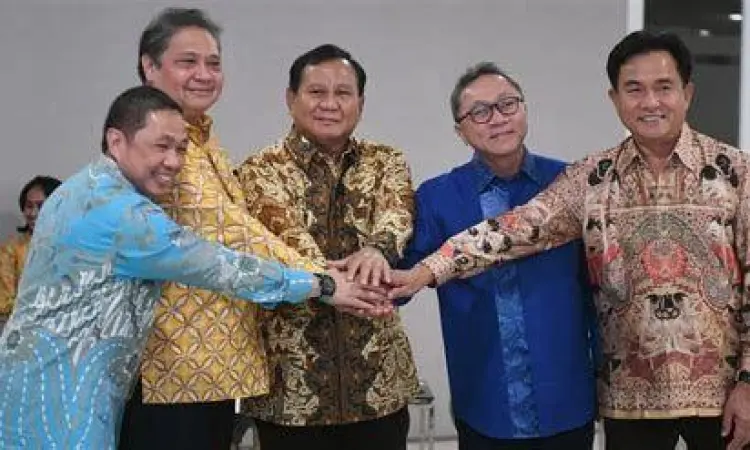 AHY dan Prabowo Subianto dalam rapat koalisi