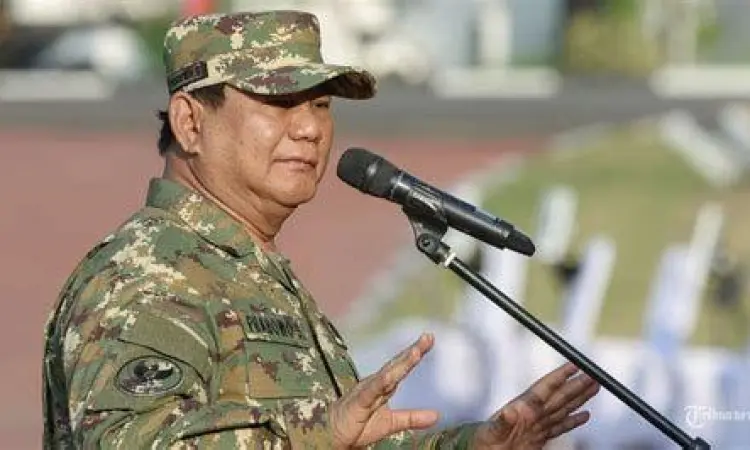 Foto masa muda Prabowo Subianto di Akademi Militer