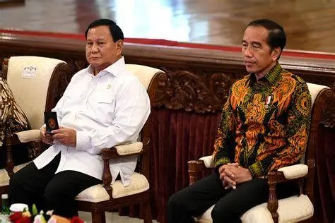 Diskusi Strategis Istana Diskusi formal di Istana Negara antara Jokowi dan Prabowo