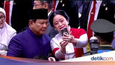 Peran Puan Maharani dalam Diplomasi Puan Maharani melakukan komunikasi politik dengan Prabowo Subianto