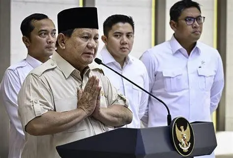 Prabowo Subianto dan Identitas Keislaman Prabowo Subianto saat menghadiri acara keagamaan Islam