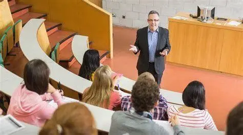 Leadership in Education Kepemimpinan pendidikan tinggi di Indonesia