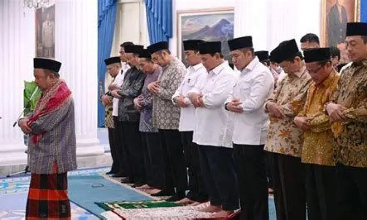 Silaturahmi Lintas Agama Prabowo Subianto bersilaturahmi dengan ulama