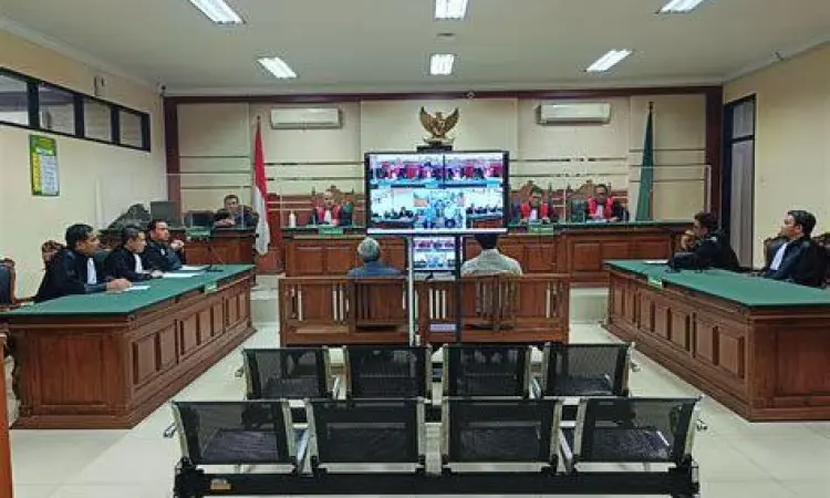 Sidang Tipikor Suasana sidang tindak pidana korupsi di Indonesia