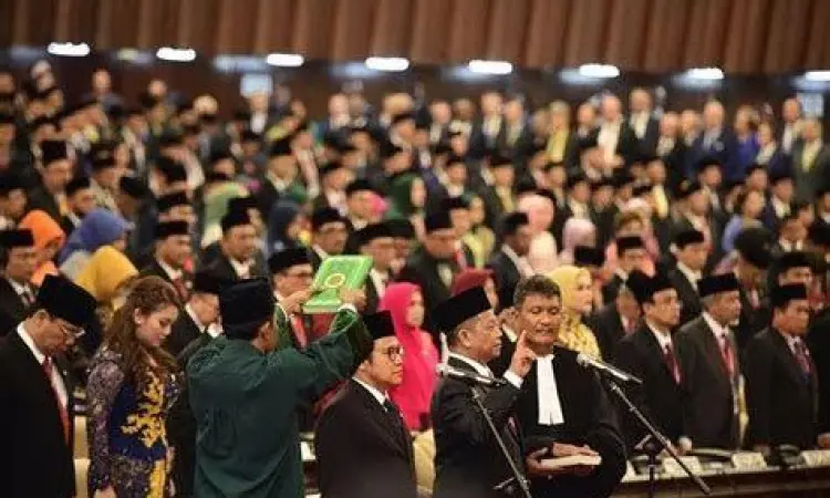 Analisis narasi kesehatan dalam politik